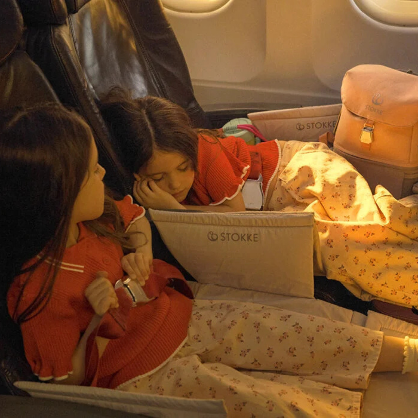 Maleta Infantil y Cama de Viaje JetKids™ BedBox™ - Azul Ártico | Stokke