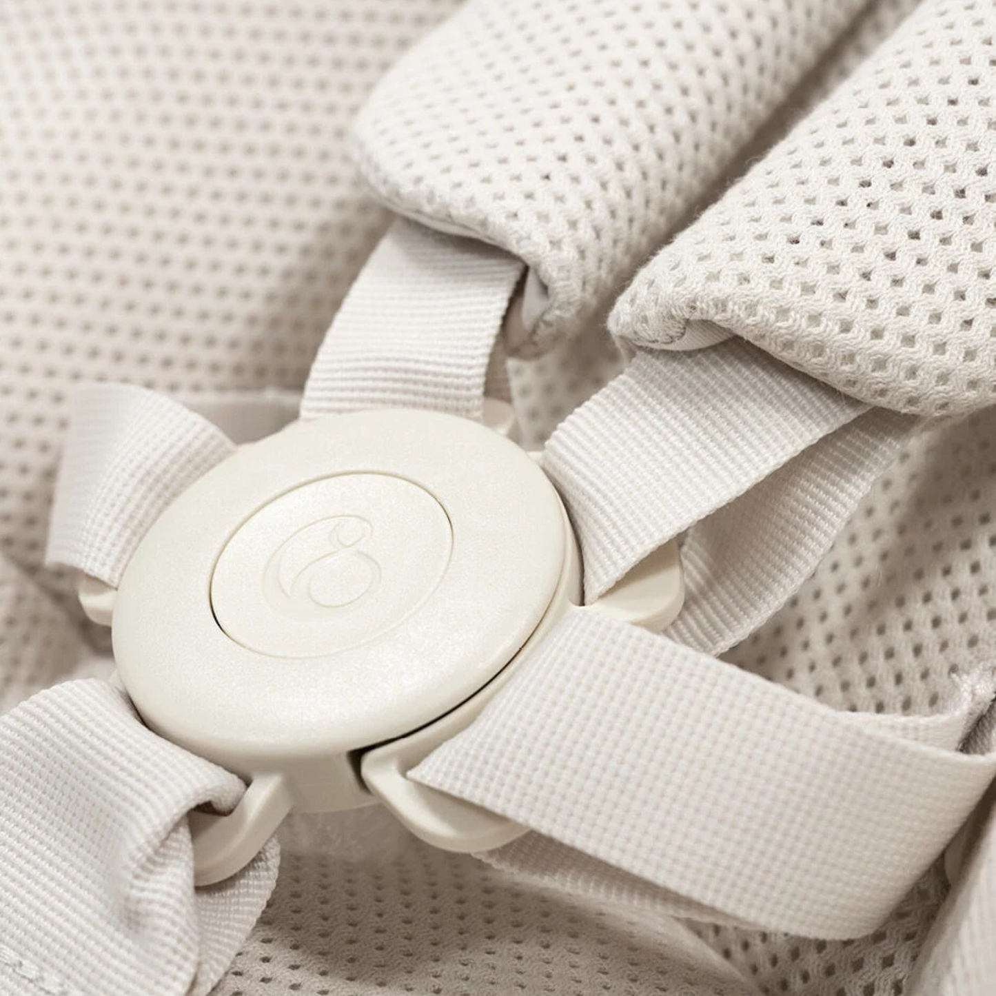 Silla Nido Mecedora Yoga™ - Light Sandᵘˢ | Stokke